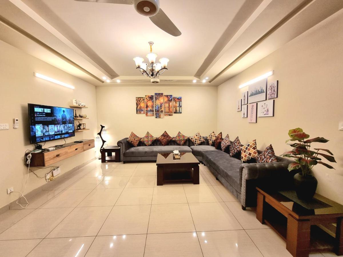 The Millenial Apartments & Suites Bahria Town Rawalpindi Exterior foto